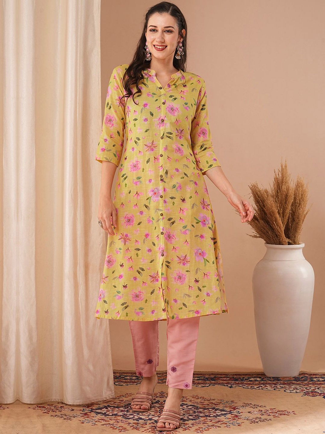 

FASHOR Floral Printed Mandarin Collar Linen A-Line Kurta, Yellow