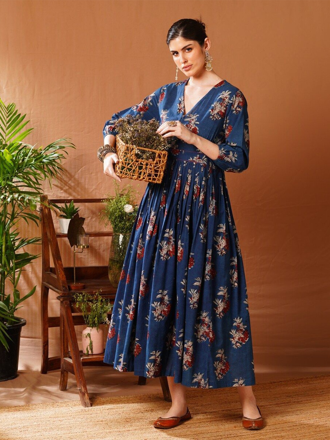 

JAYPORE V-Neck Floral Printed Maxi Cotton Dress, Blue