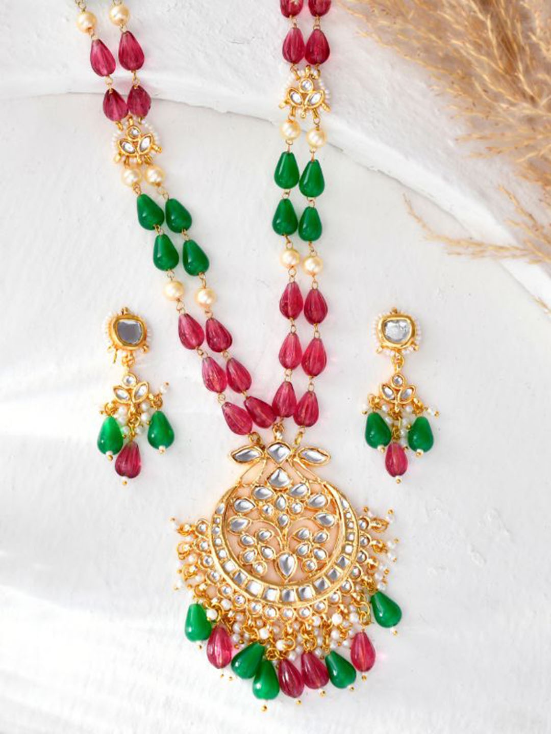 

DASTOOR Gold-Plated Stone-Studded & Beaded Jewellery Set