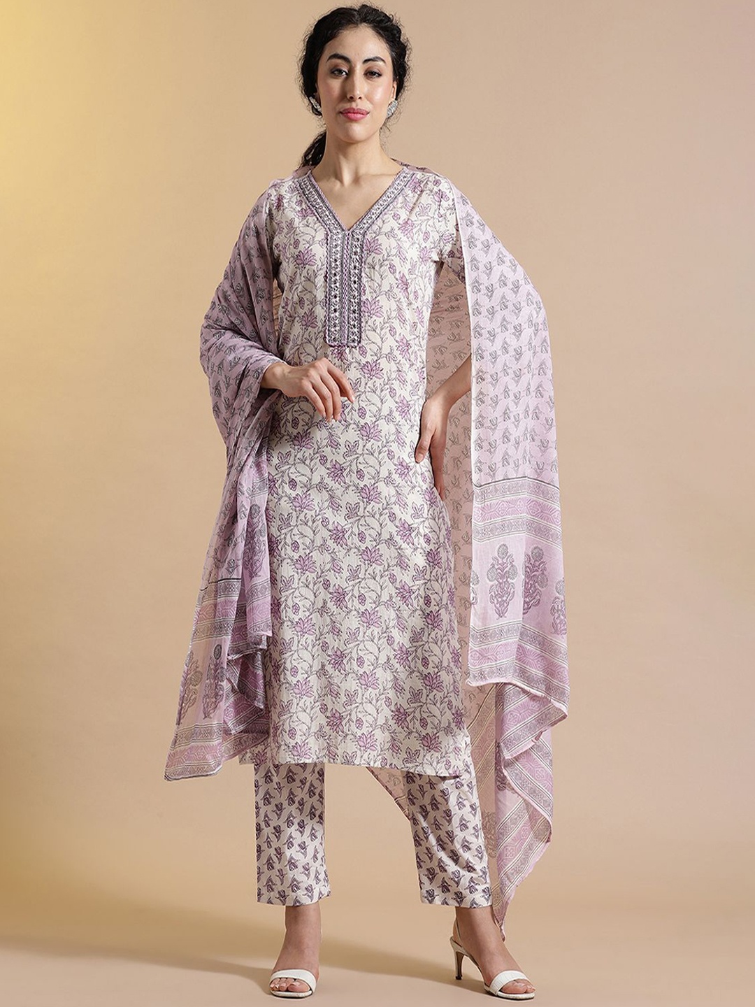 

STYLEBAAZI Women Pure Cotton Kurta with Trousers & With Dupatta, Purple