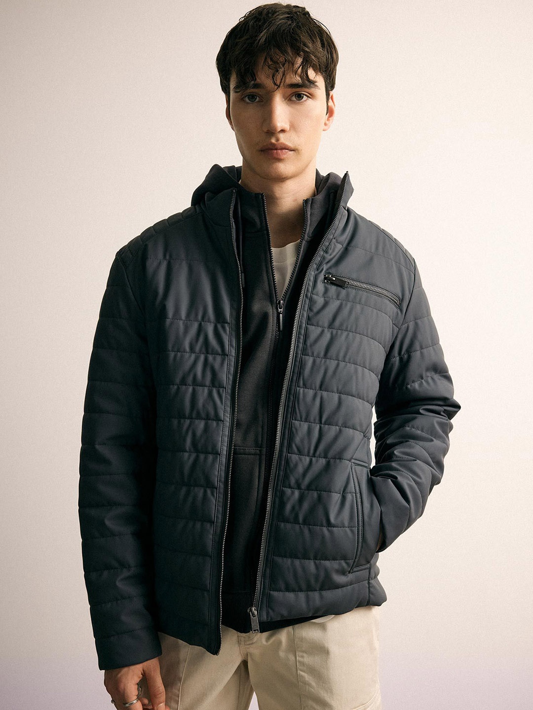 

DeFacto Men Geometric Crop Quilted Jacket, Na