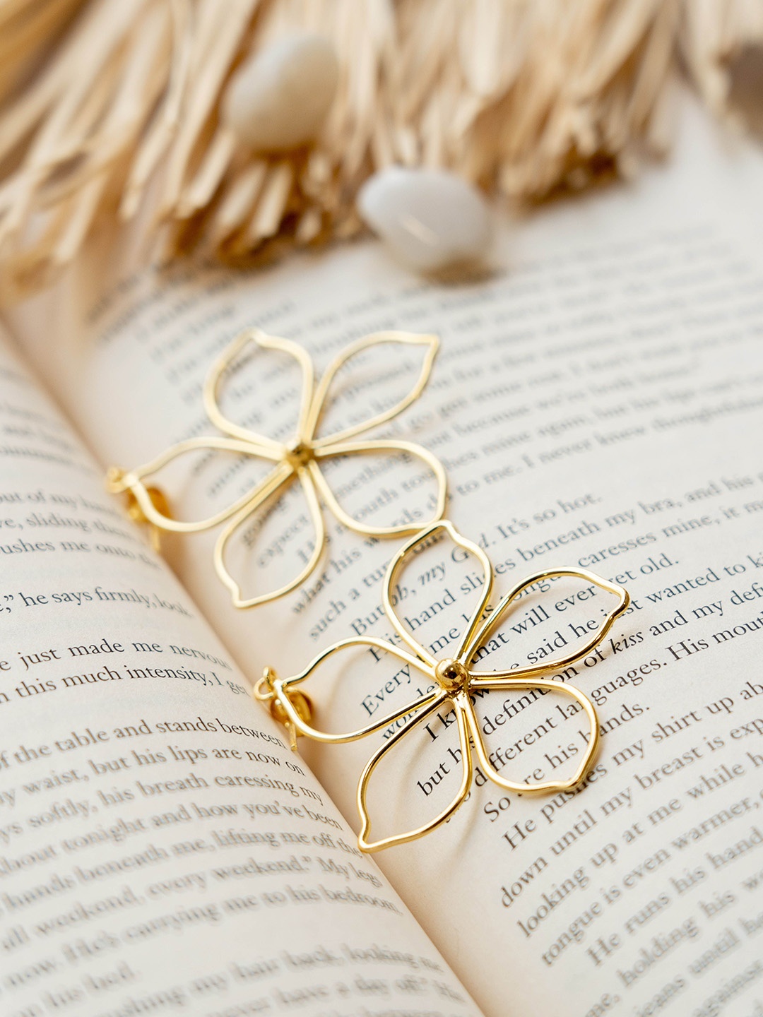 

ROYAL PITARAH Gold-Plated Contemporary Drop Earrings