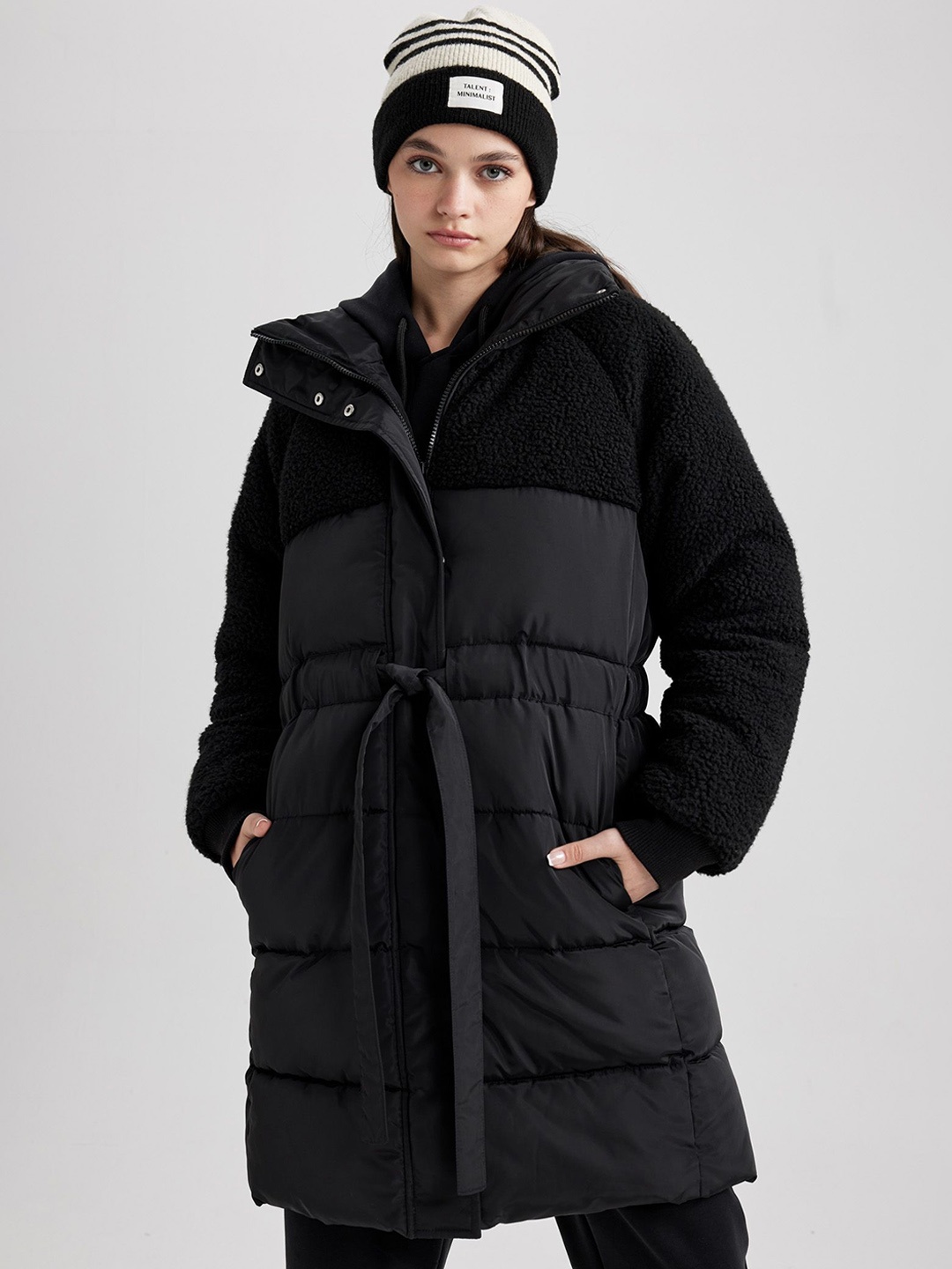 

DeFacto Women Longline Puffer Jacket, Black