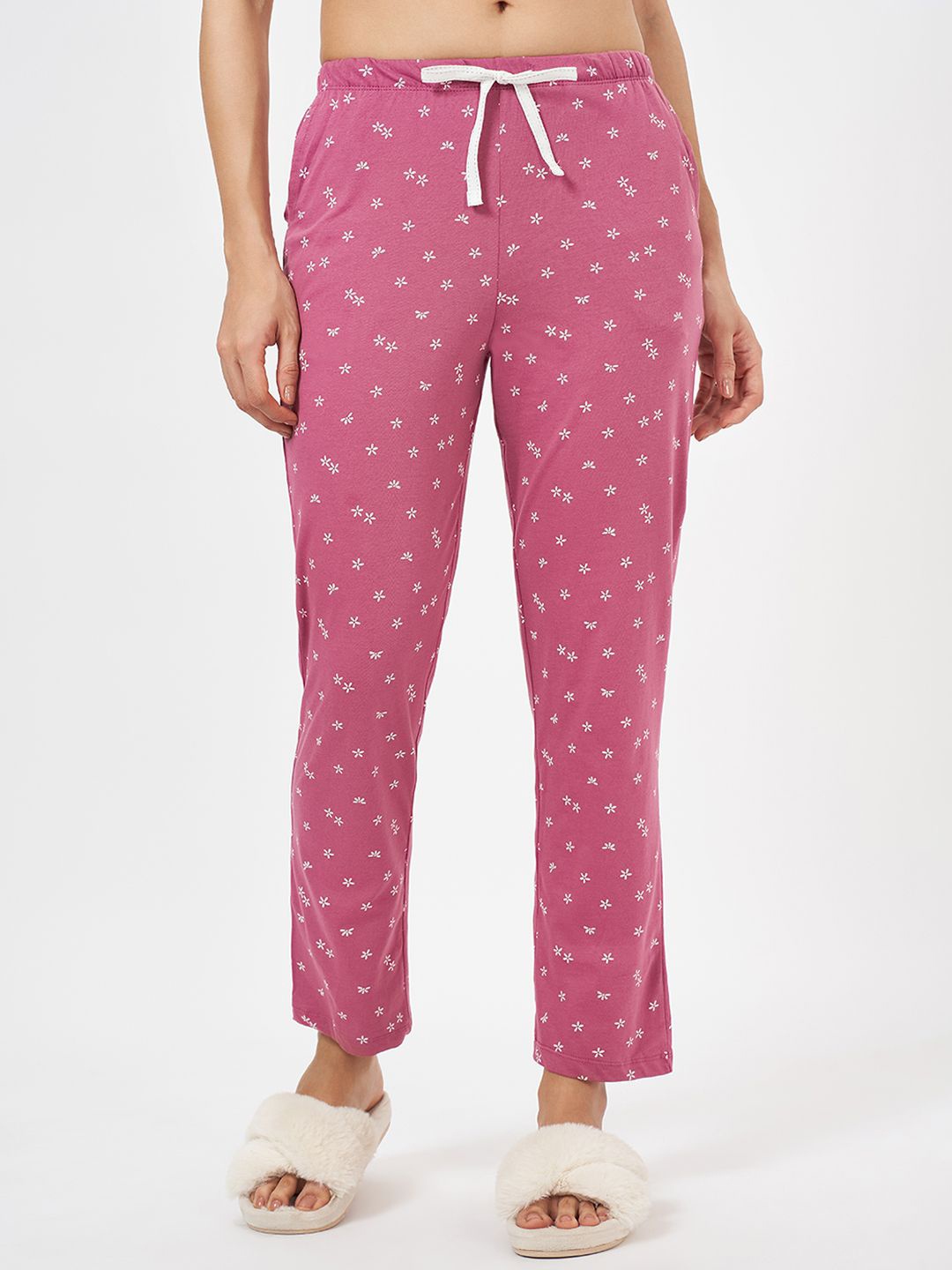 

Dreamz by Pantaloons Women Printed Pure Cotton Mid Rise Lounge Pant, Pink