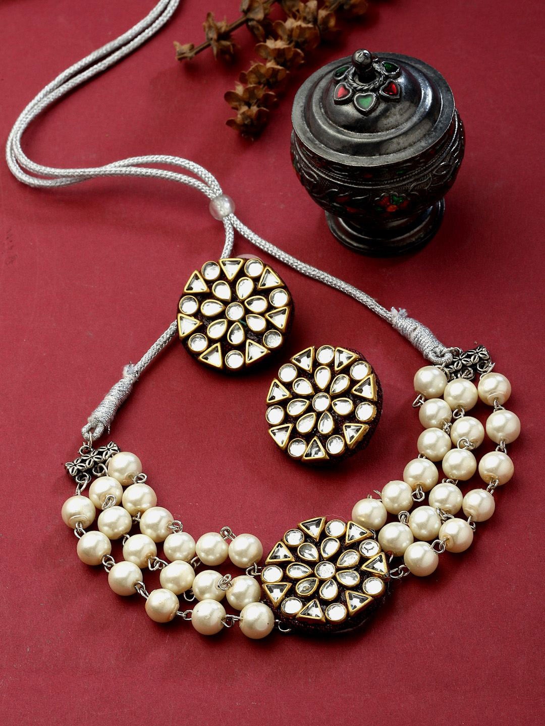 

Anouk White Gold Plated Stone Studded & Beaded Jewellery Set