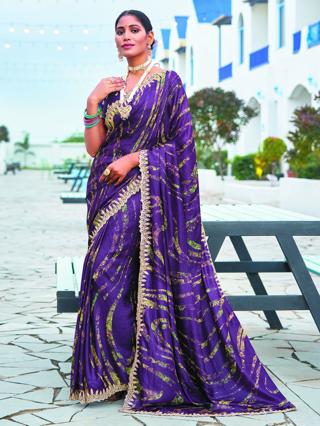 

Panzora Abstract Printed Embroidered Saree With Unstitched Blouse Piece, Purple