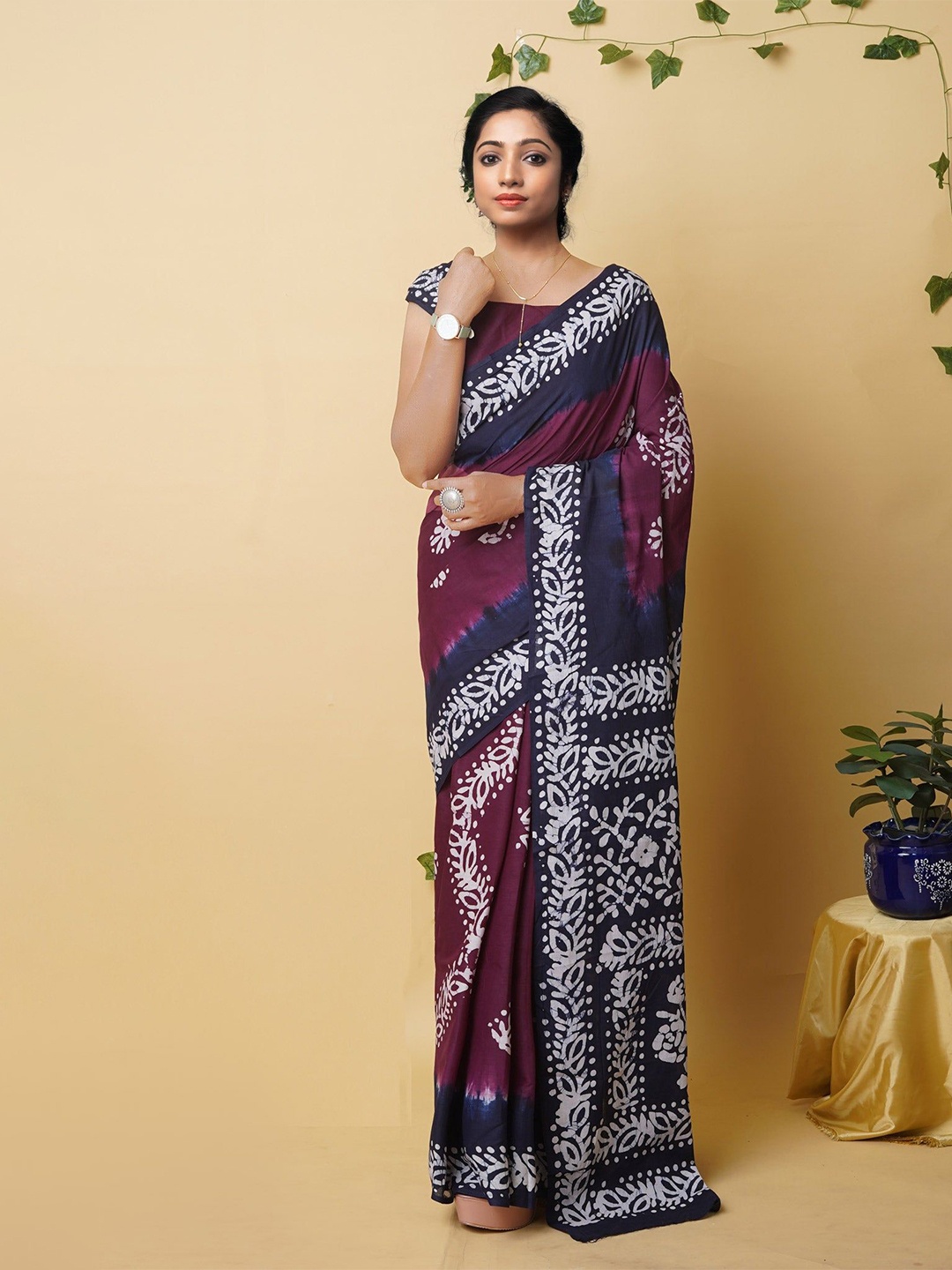 

Unnati Silks Ethnic Motifs Printed Pure Cotton Block Print Saree, Purple