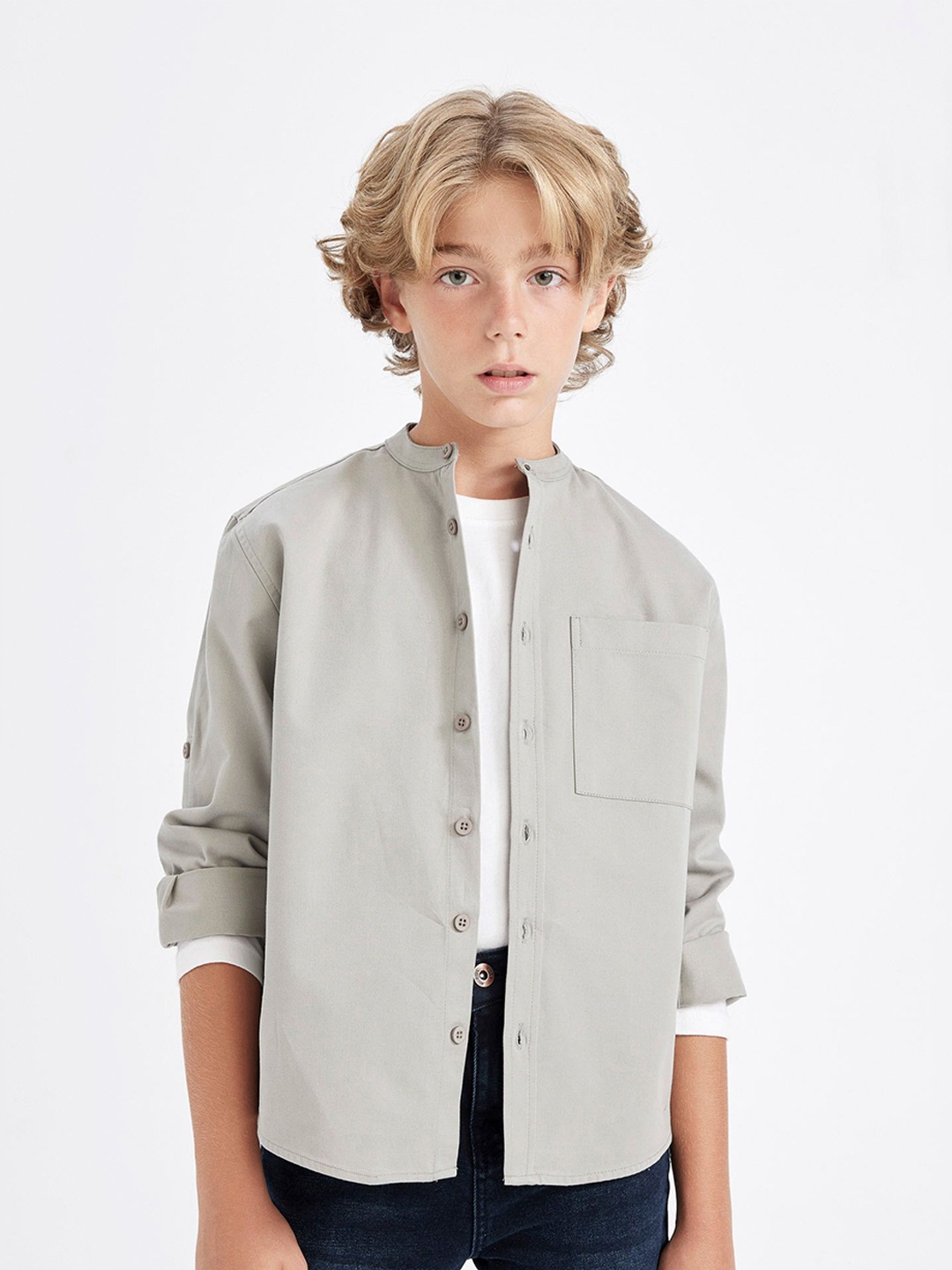 

DeFacto Boys Mandarin Collar Solid Cotton Casual Shirt, Grey