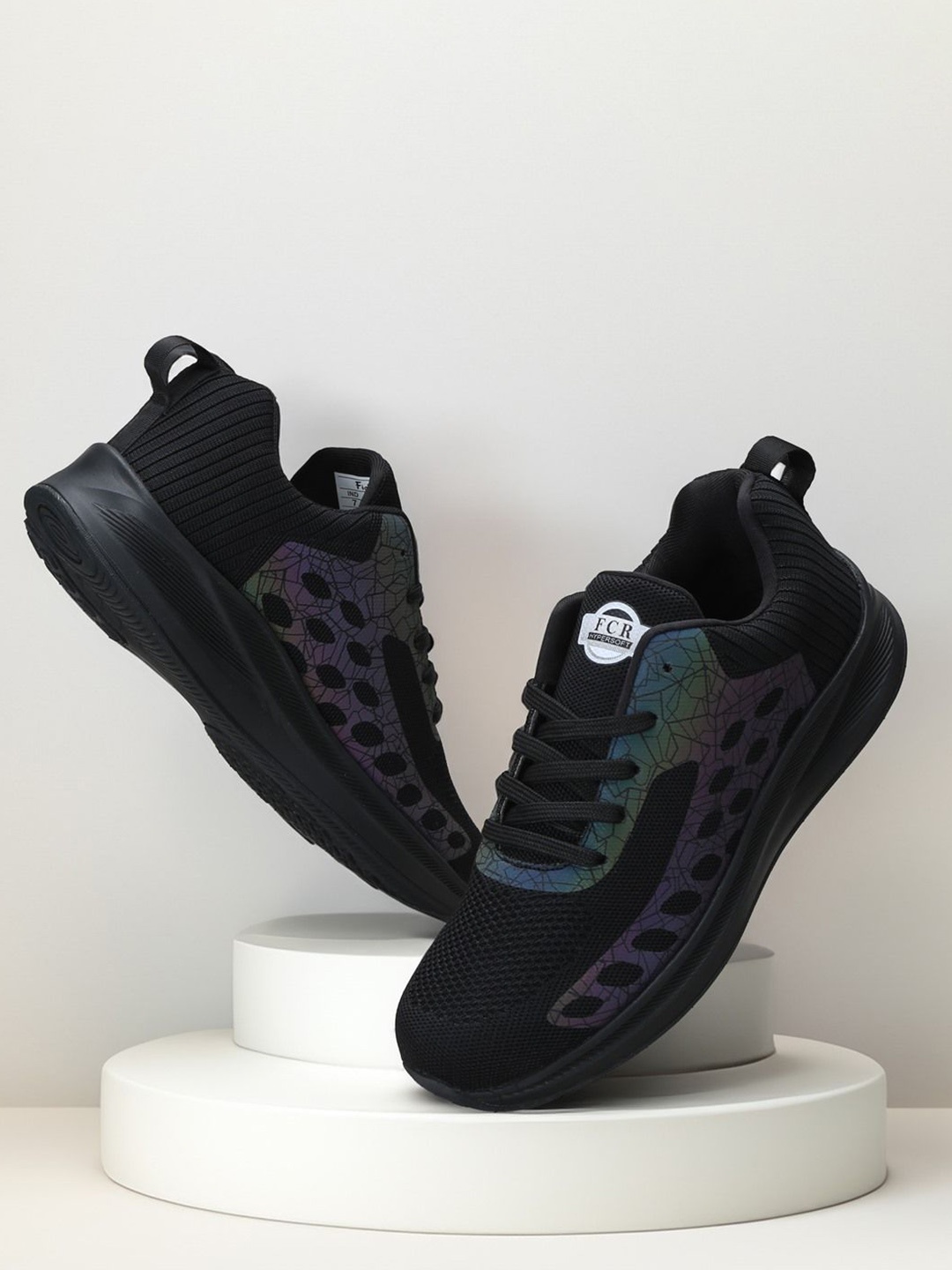 

Field Care Men Lace-Up Round toe Sneakers, Black