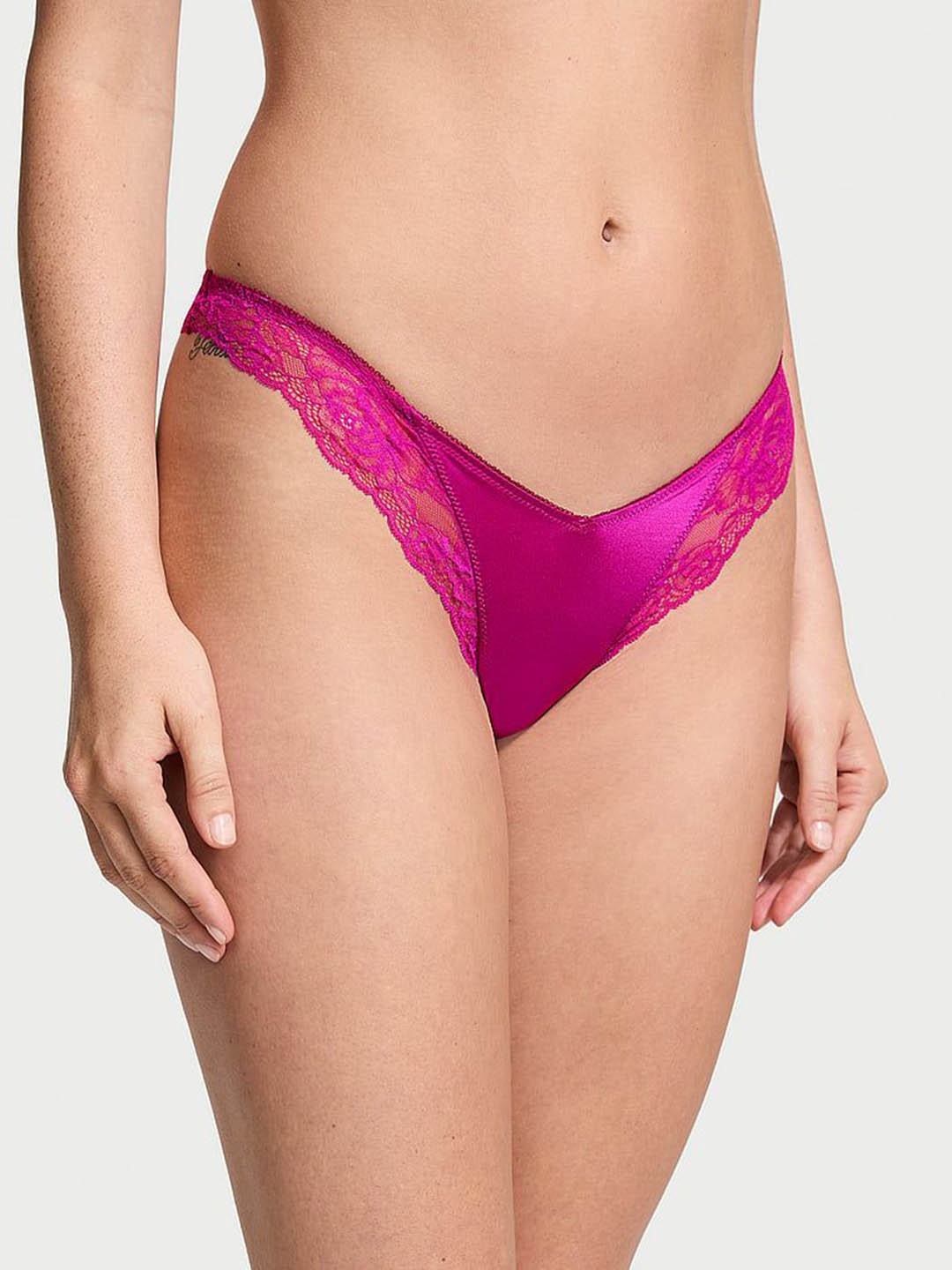 

Victoria's Secret Rose Lace-Trim Thong Brief, Pink