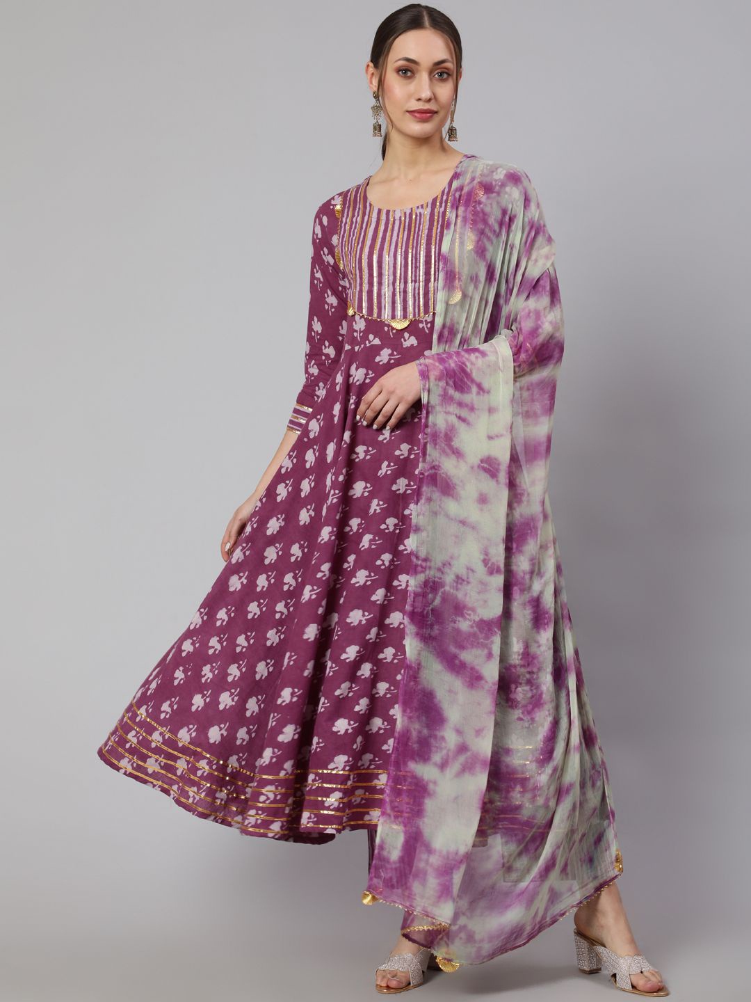 

GLAM ROOTS Printed Empire Gotta Patti Pure Cotton Anarkali Kurta with Trousers & Dupatta, Purple