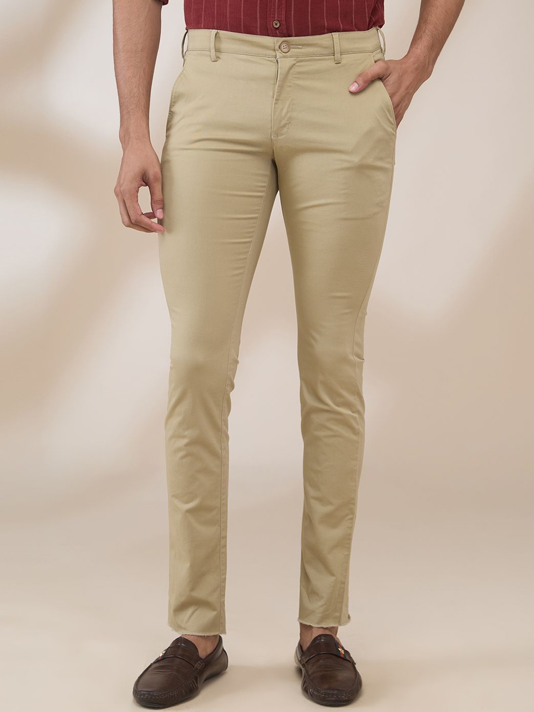 

ColorPlus Men Mid-Rise Textured Slim Fit Trousers, Khaki