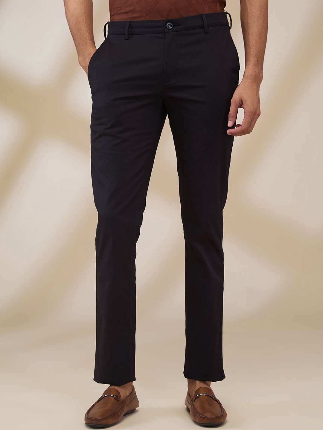 

ColorPlus Men Slim Fit Trousers, Black