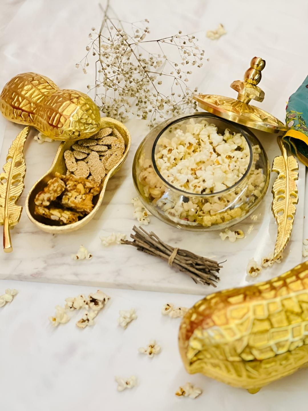 

Timaya's Decor Gold-Toned 3 Pieces Food Platter