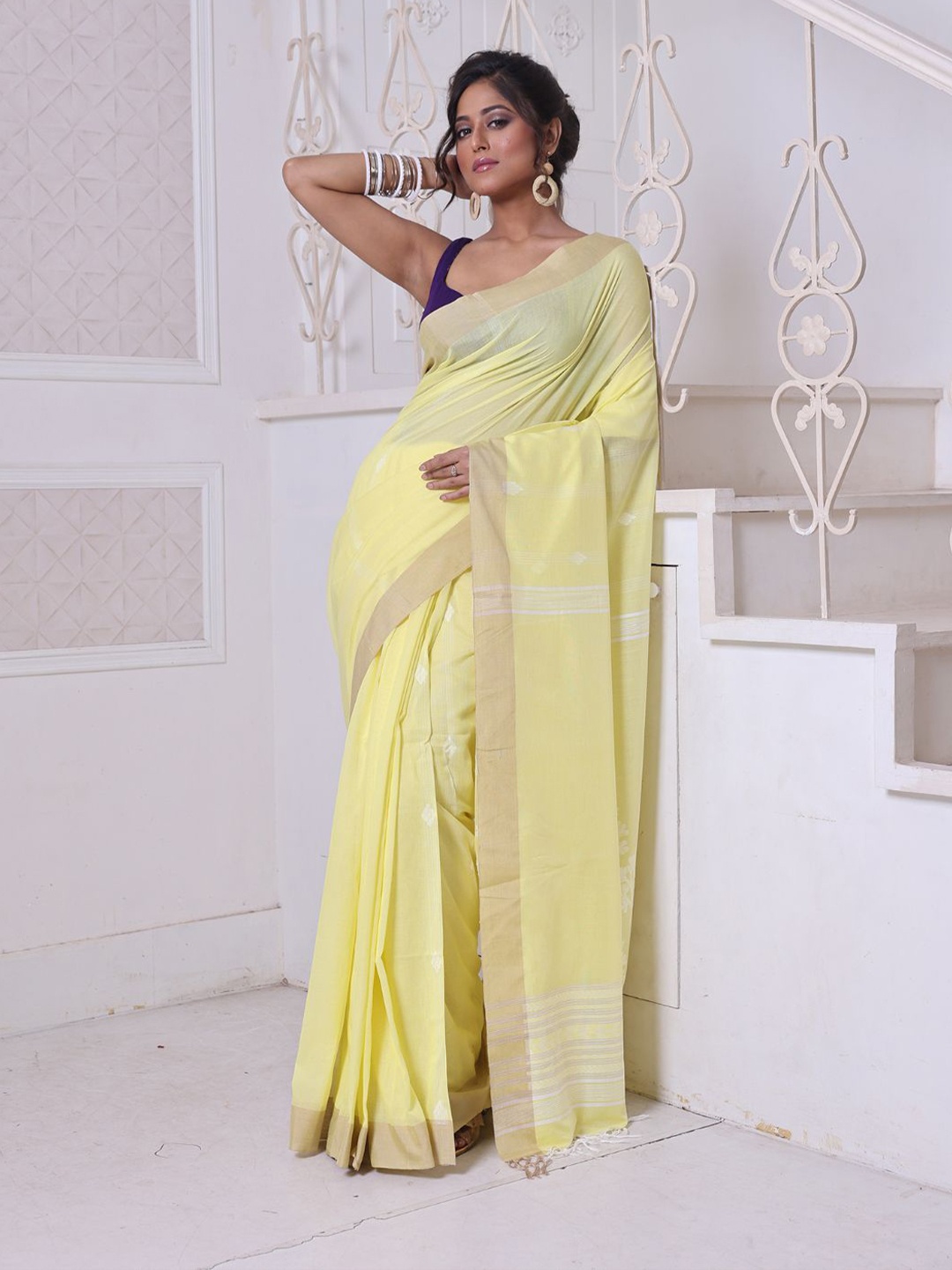

Charukriti Ethnic Motifs Woven Design Pure Cotton Saree, Yellow