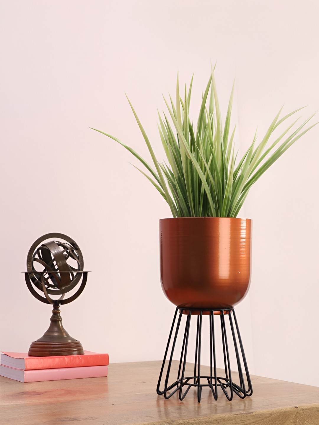 

pristine interiors Brown & Black Metal Kendal Planters, Copper