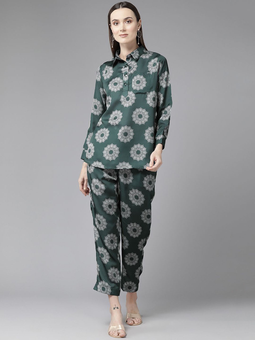 

BAESD Women Pure Silk Printed Tunic & Trousers, Green