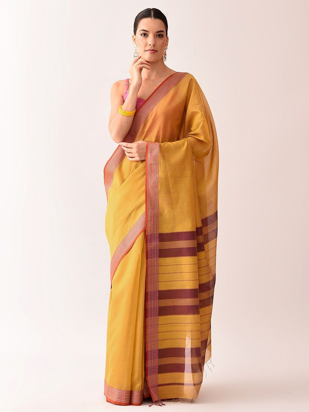 

JAYPORE Zari Maheshwari Saree, Yellow