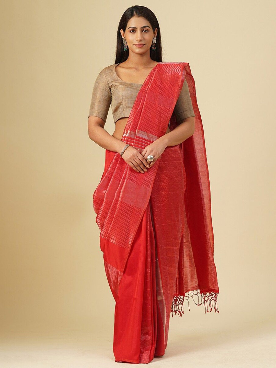 

JAYPORE Woven Design Zari Pure Silk Saree, Red