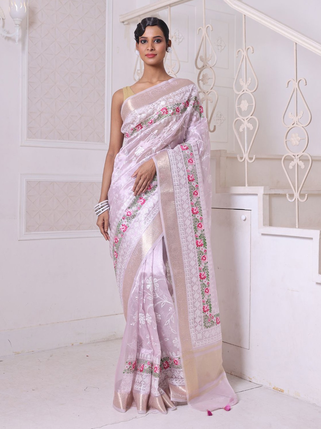 

Charukriti Ethnic Motifs Embroidered Tissue Saree, Lavender