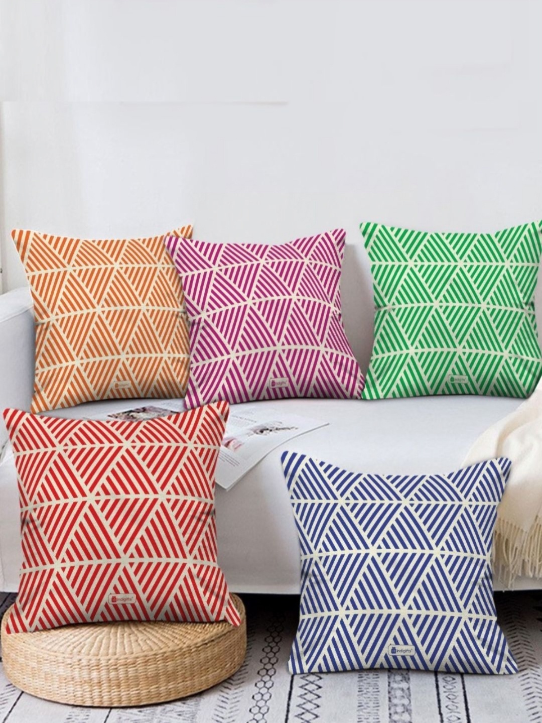 

Indigifts Green & Pink 5 Pieces Geometric Printed Square Cushion Covers