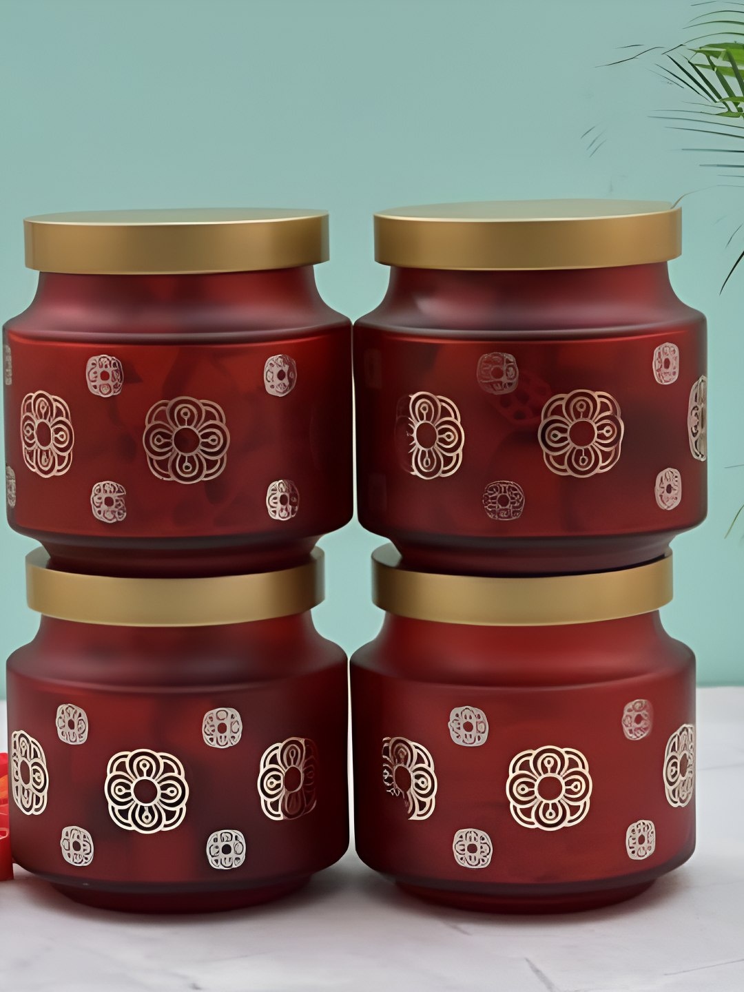 

tyche enterprises Red & Gold Toned 4 Pieces Glass Dishwasher Safe Container 600ml