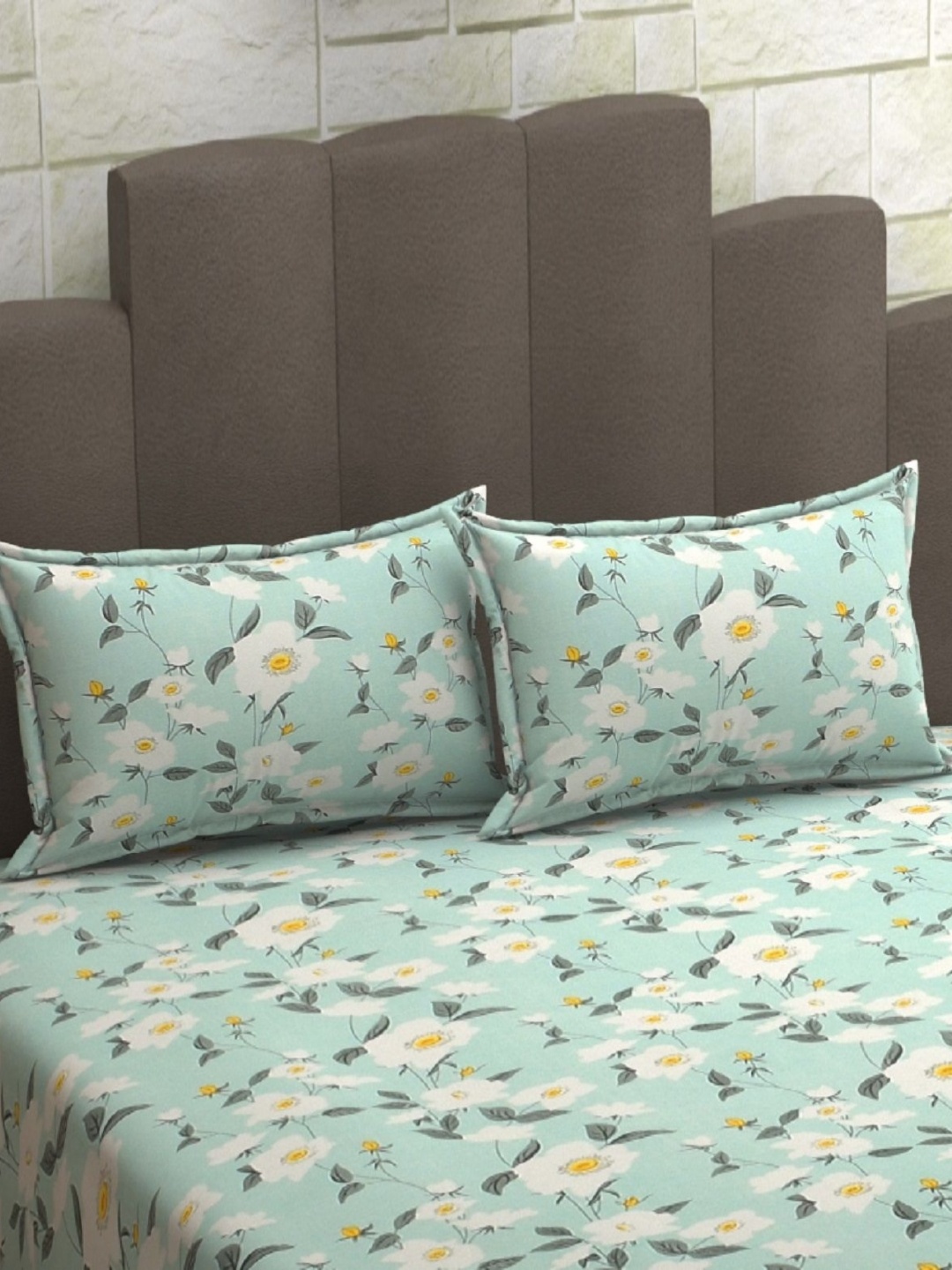 

AaHo Decor Green & White 2 Pieces Floral Printed Rectangle Pillow Covers