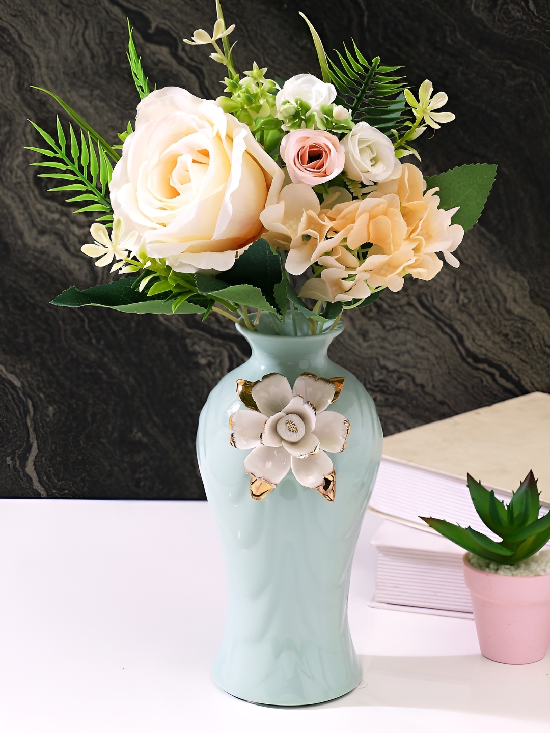 

TAYHAA Green & White Floral & Pastel Textured Ceramic Flower Vase