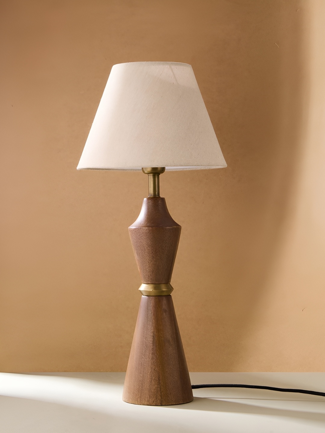 

Fabindia Basix Beige Frusturical Shaped Cotton Lampshade