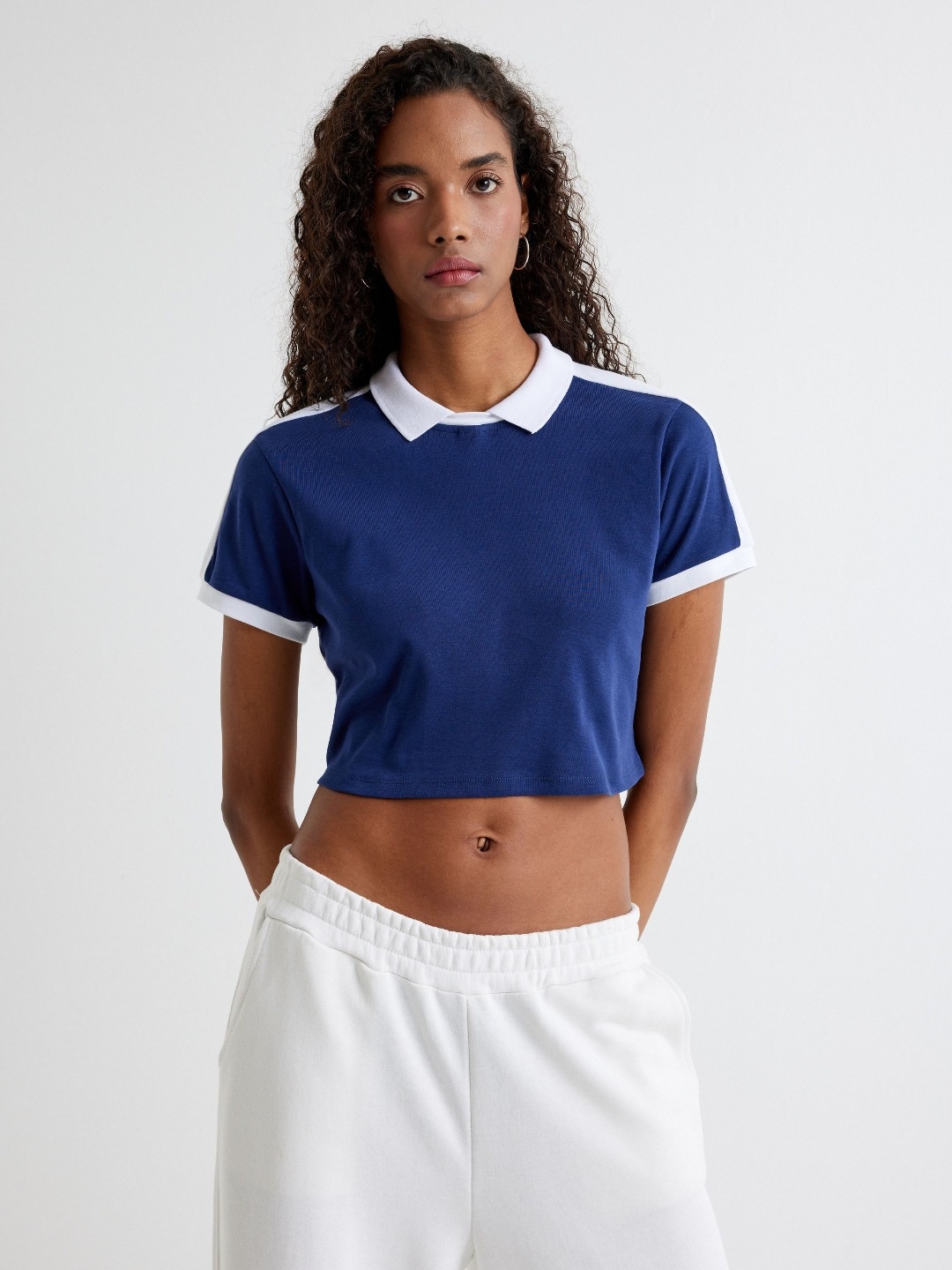 

Koton Women Colourblocked V-Neck Cotton T-shirt, Blue