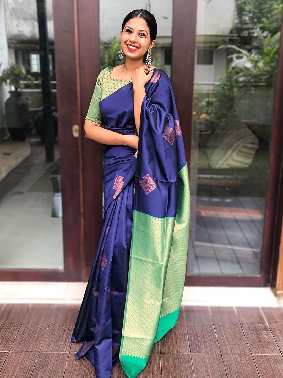 

QENY Woven Design Zari Art Silk Banarasi Saree, Blue