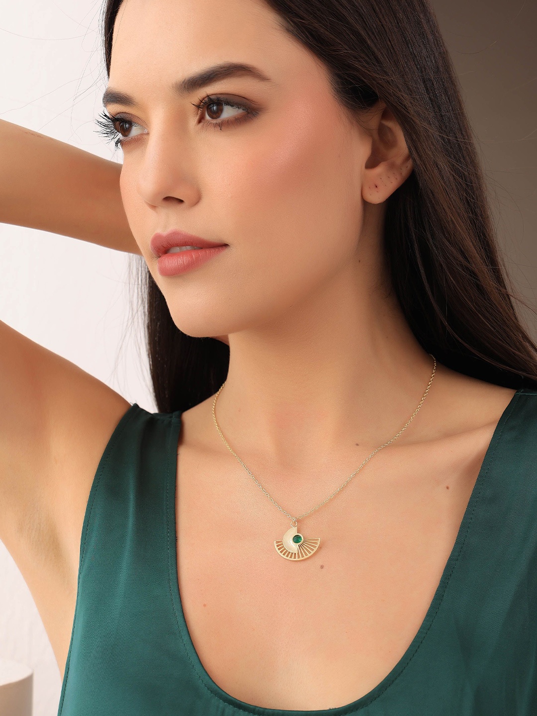 

ROYAL PITARAH Gold-Plated Onyx Egyptian Chain