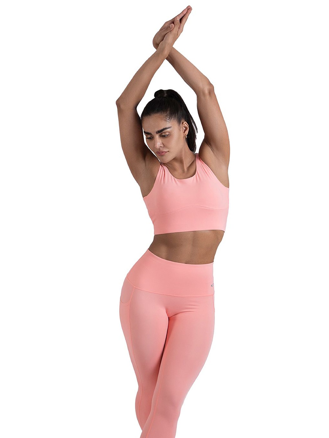 

STRCH Medium Coverage Sports Bra, Peach