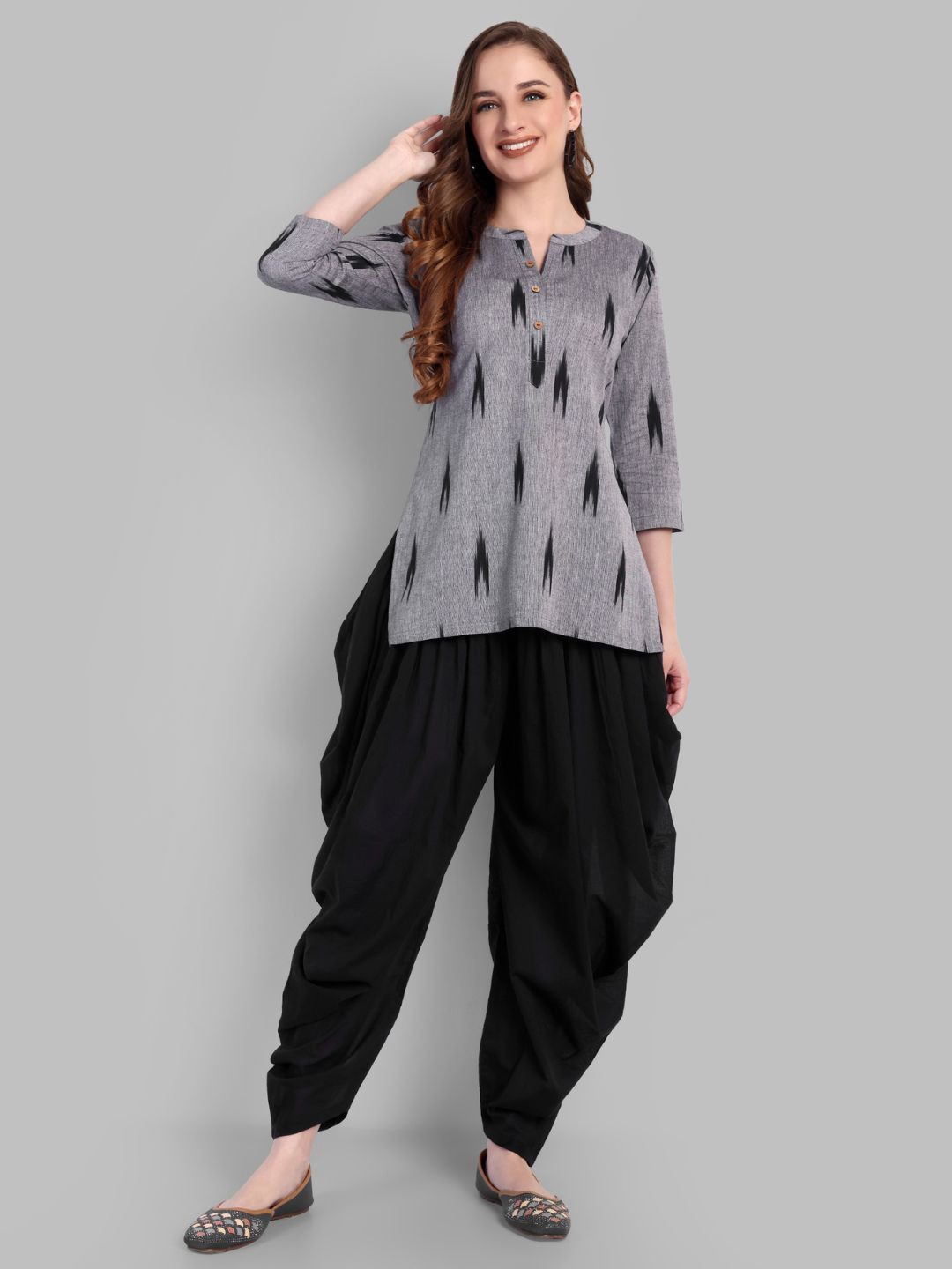 

Mera Rang Women Abstract Printed Cotton Kurti, Grey