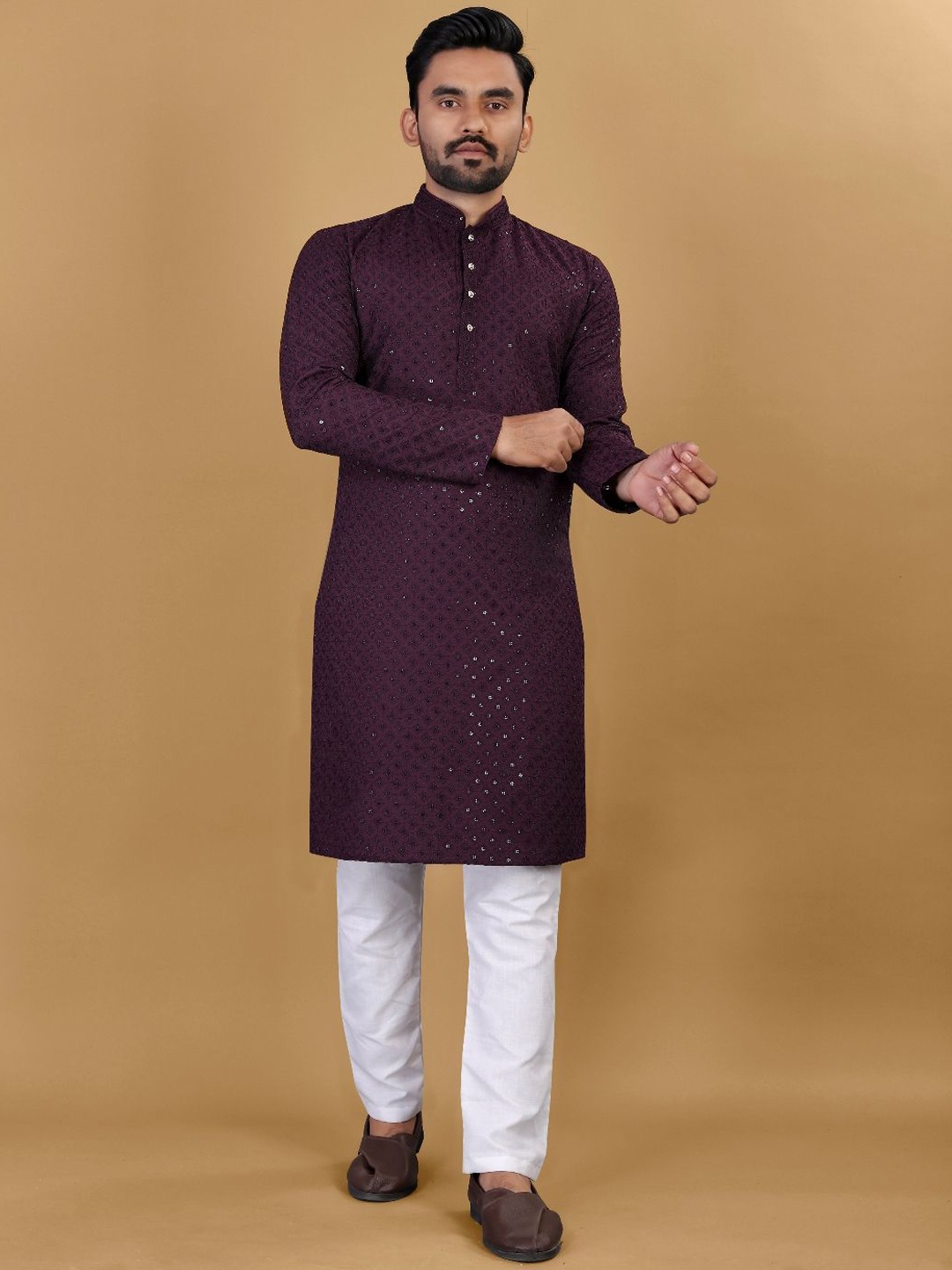 

Zurika Fashion Men Pure Cotton Embroidered Sequinned Kurta, Burgundy