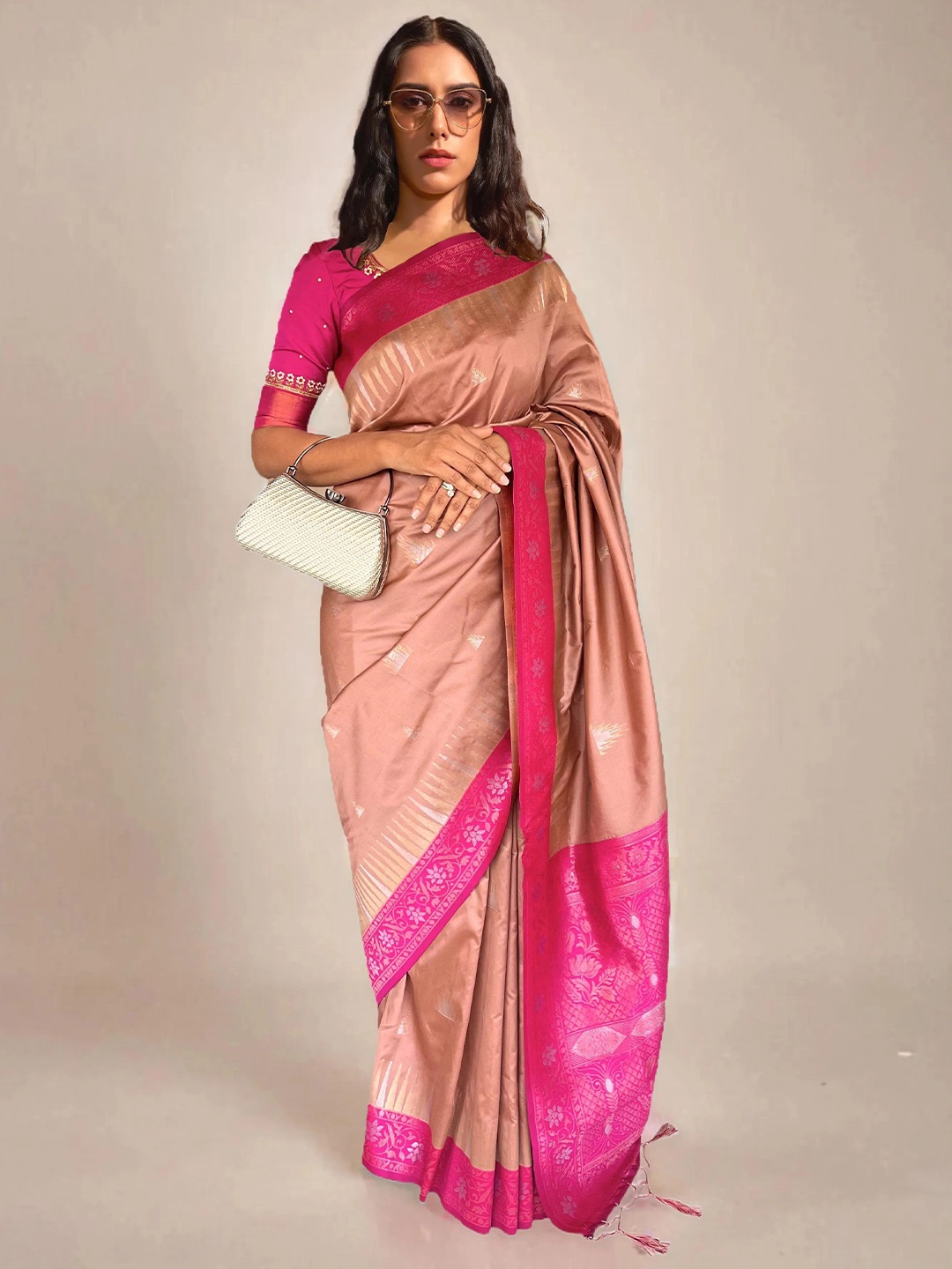 

NK Textiles Woven Design Pure Silk Handloom Ikat Saree, Peach