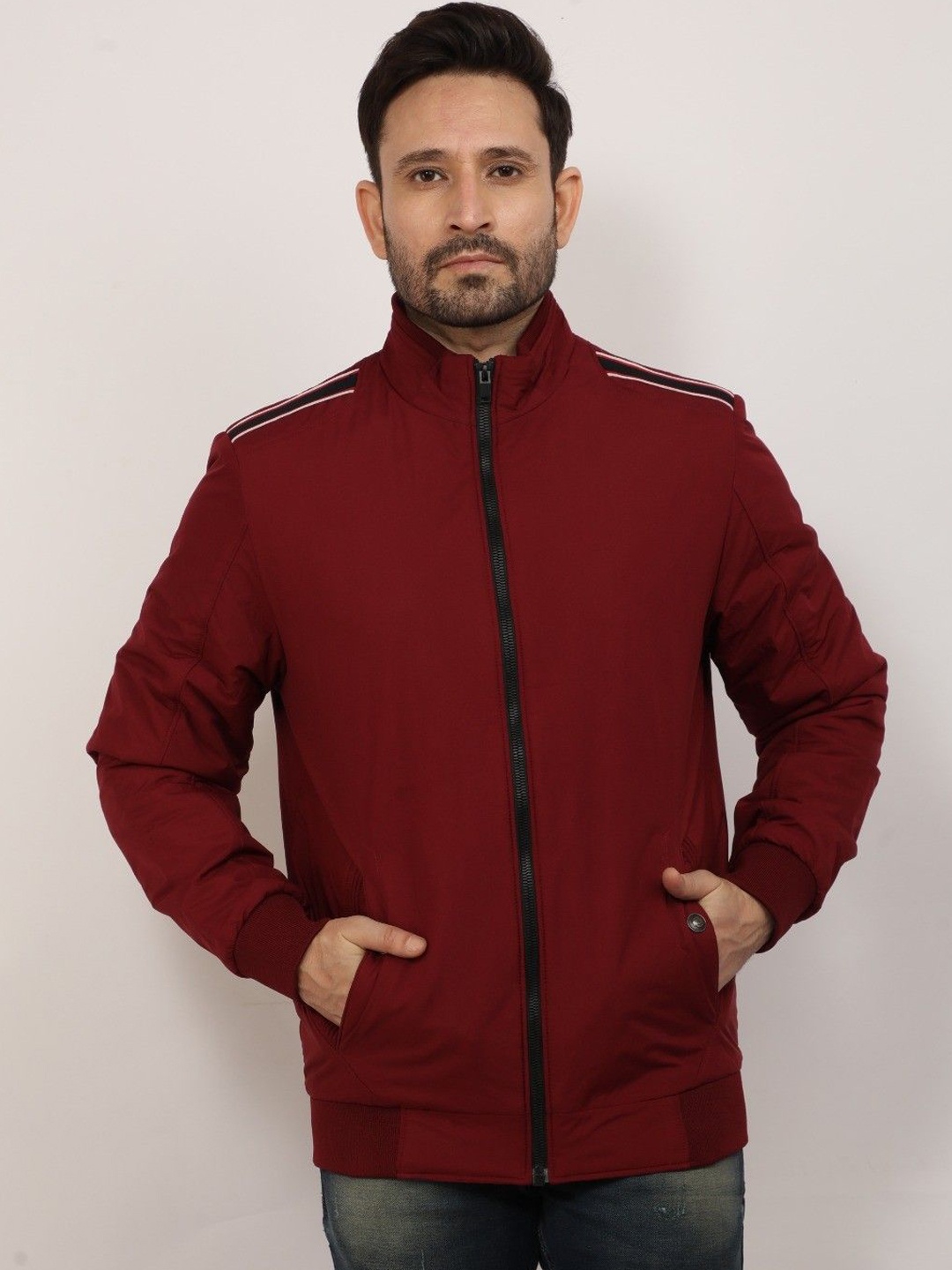 

Klub Fox Men Lightweight Quilted Jacket, Maroon