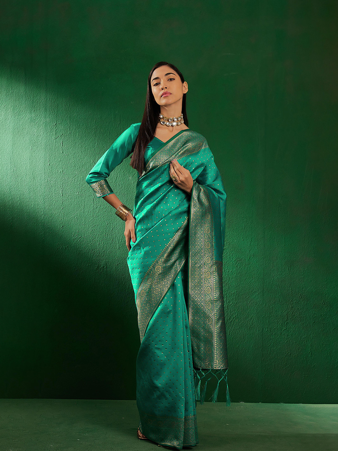 

DIVASTRI Woven Design Zari Banarasi Saree, Sea green