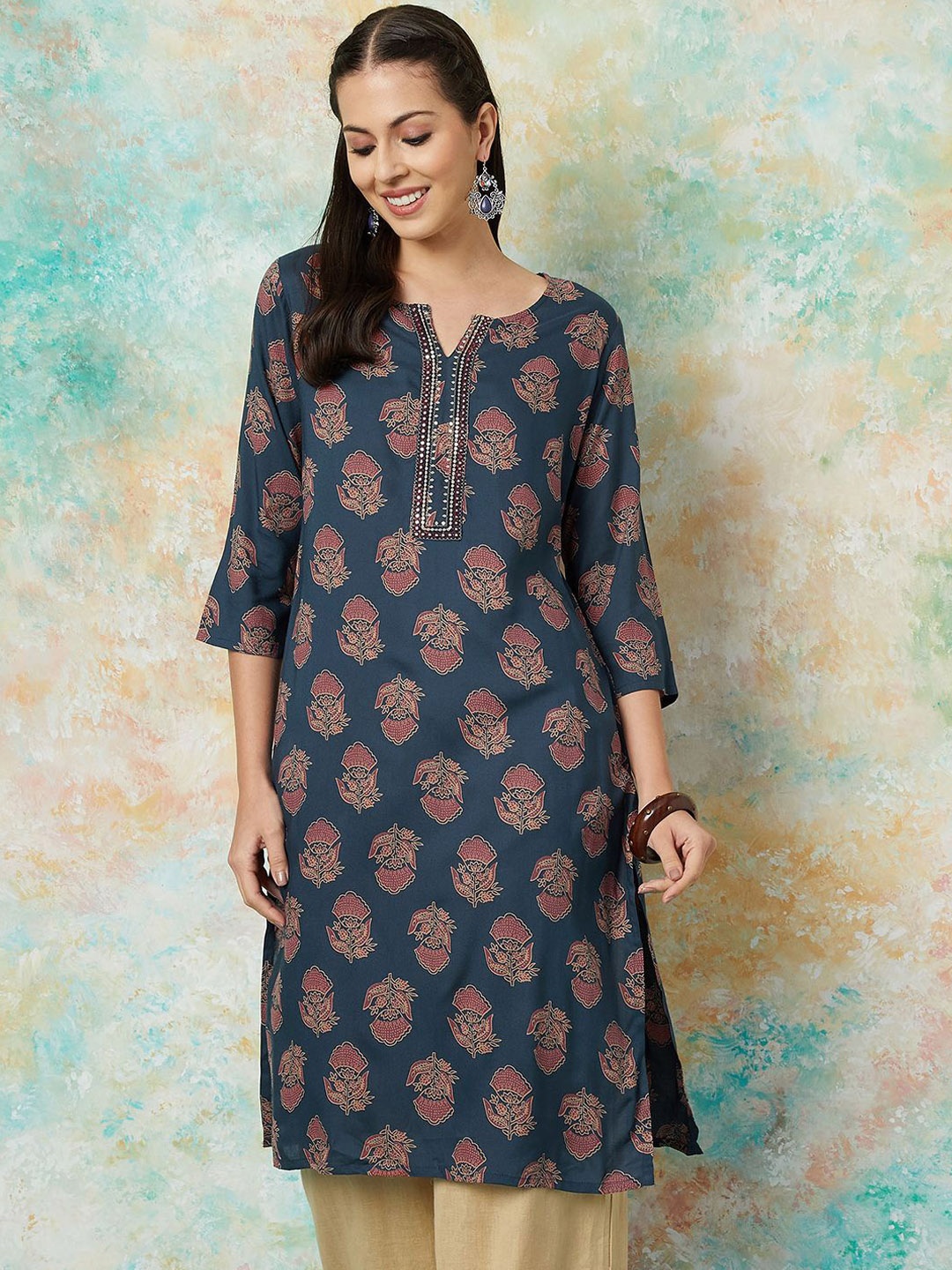 

Melange by Lifestyle Women Floral Printed Mandarin Collar Kurta, Blue