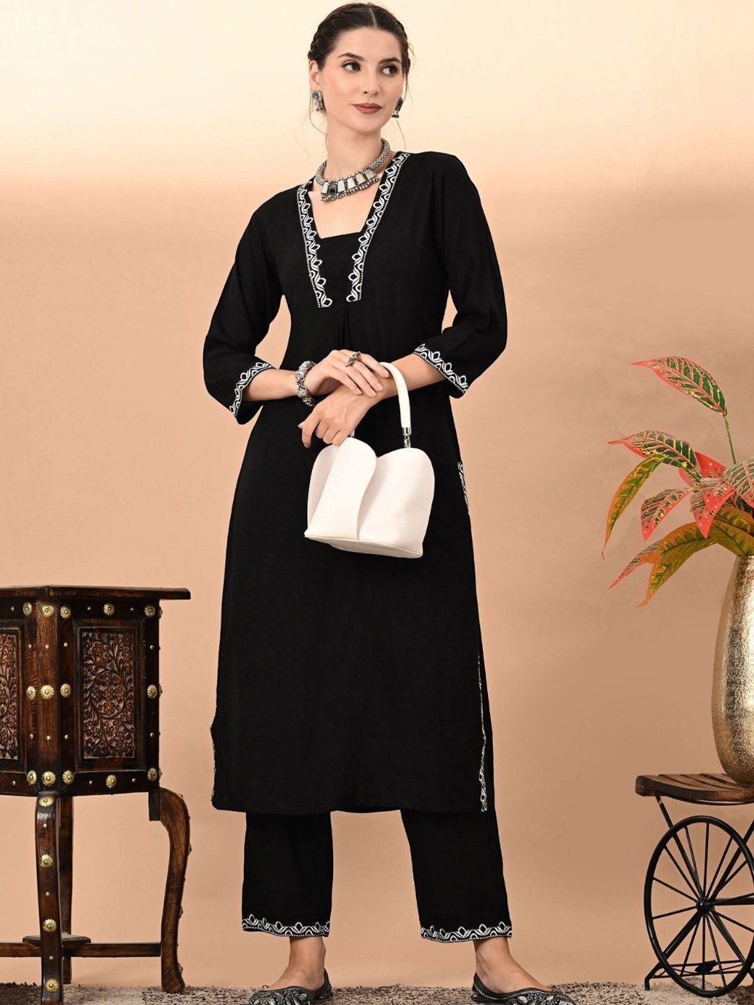 

KALINI Floral Embroidered Pleated Kurta with Trousers, Black