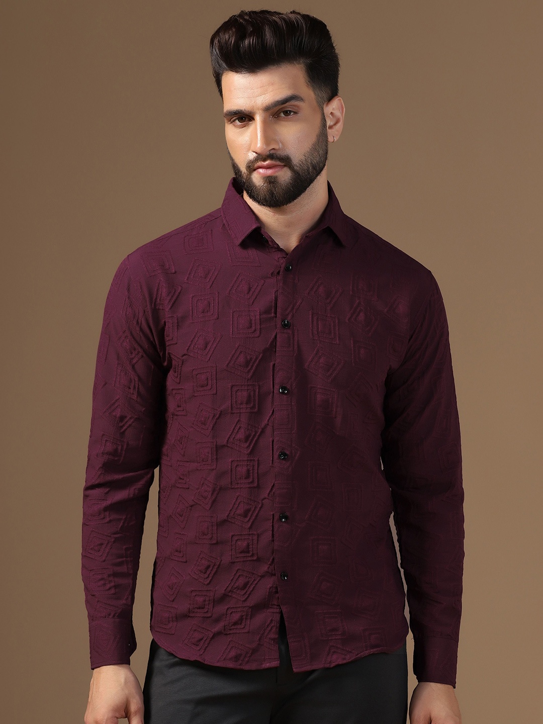 

TAGDO Men Standard Spread Collar Solid Casual Shirt, Maroon