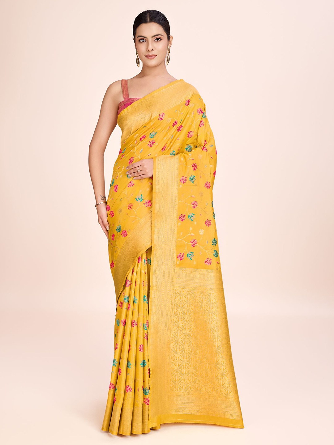 

MONJOLIKA FASHION Floral Woven Design Zari Banarasi Celebrity Saree, Yellow