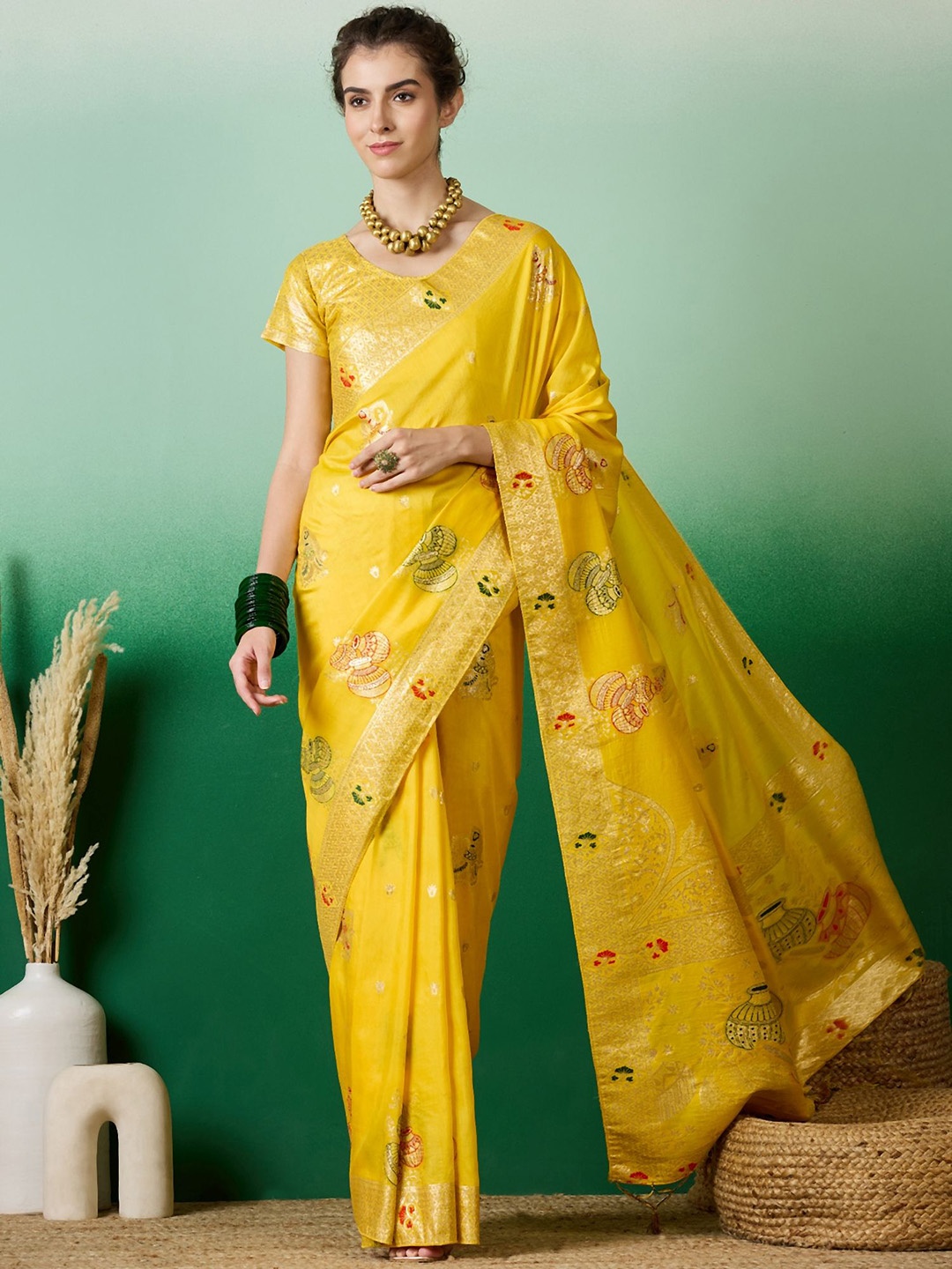 

DIVASTRI Woven Design Zari Silk Blend Designer Kanjeevaram Saree, Yellow