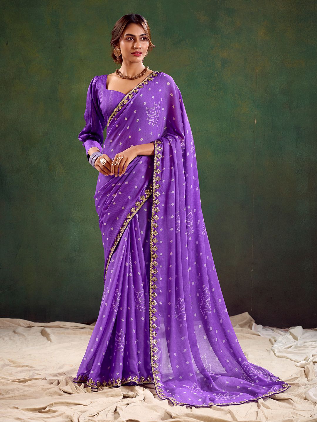 

Mitera Women Bandhani Sequinned Saree, Purple