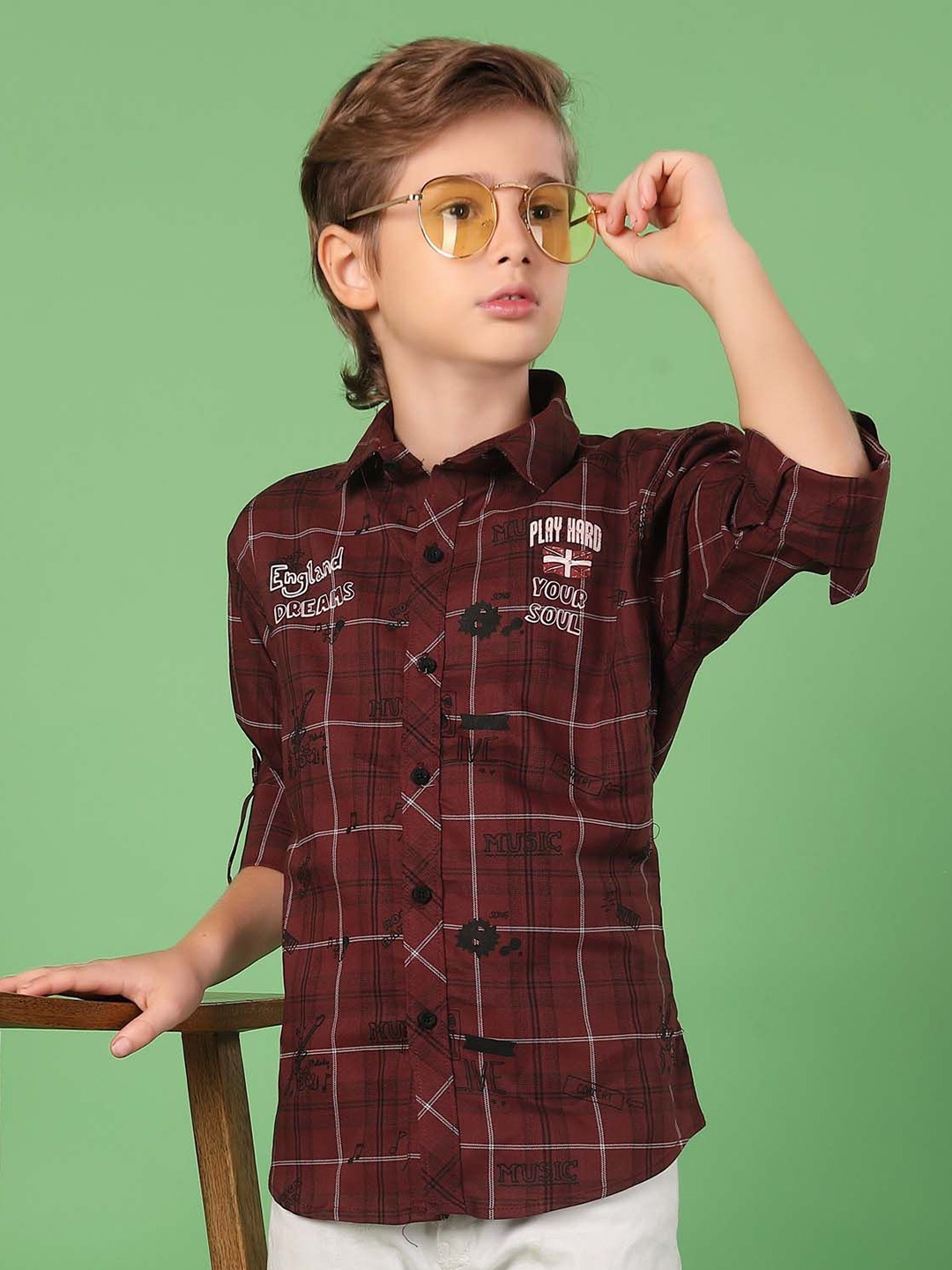 

MashUp Boys Classic Spread Collar Checked Cotton Casual Shirt, Maroon