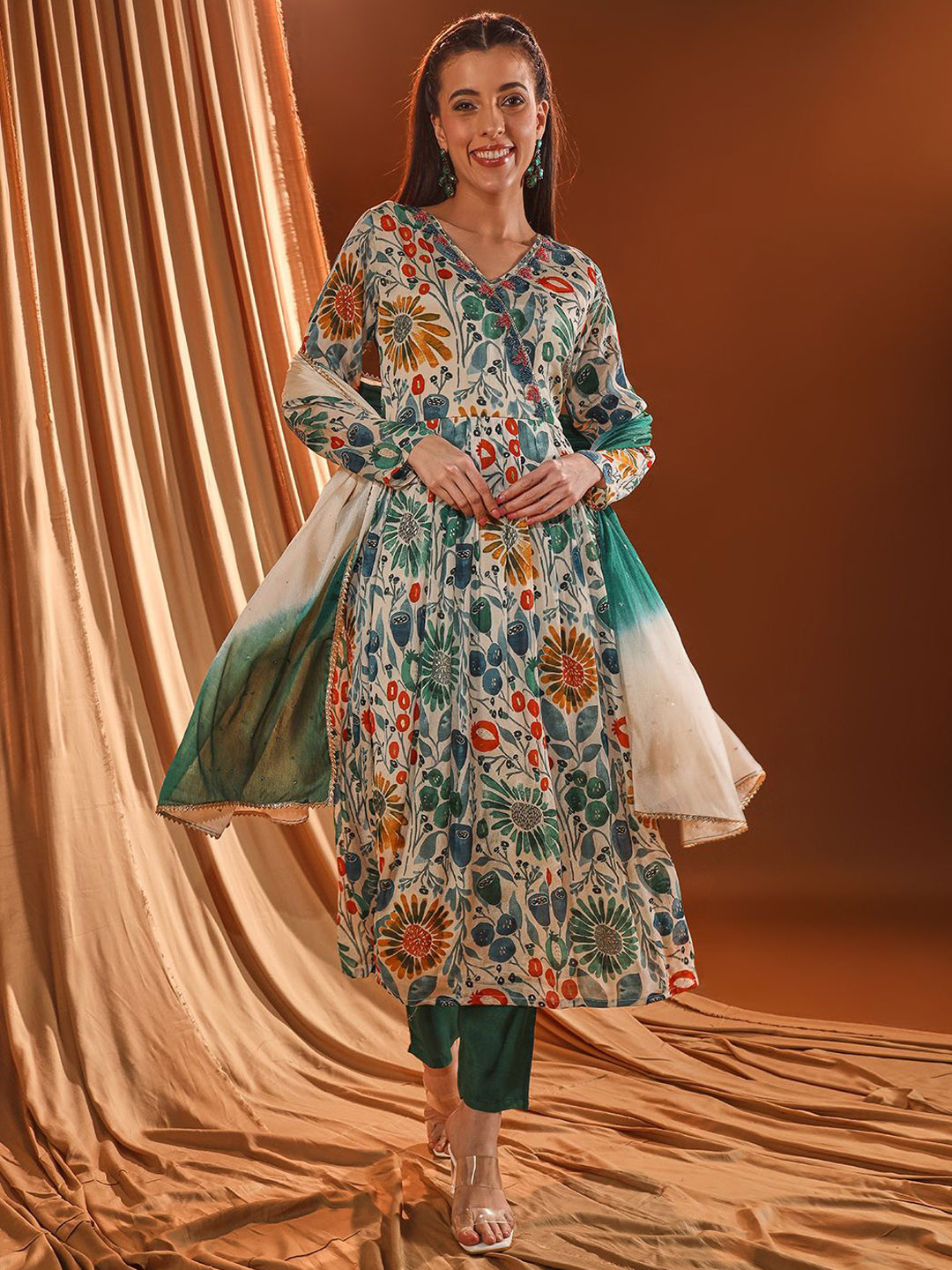 

VESH Women Floral Printed Silk Chiffon Kurta with Trouser & Dupatta, White
