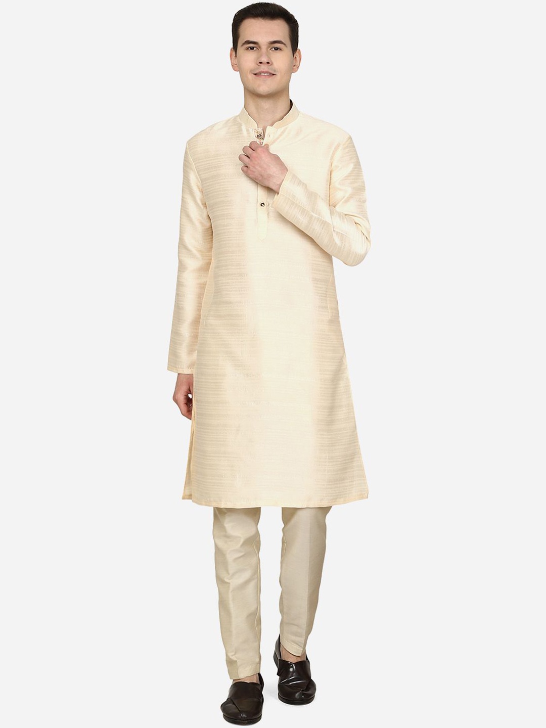 

THE KURTA COMPANY Men Thread Work Kurta, Cream