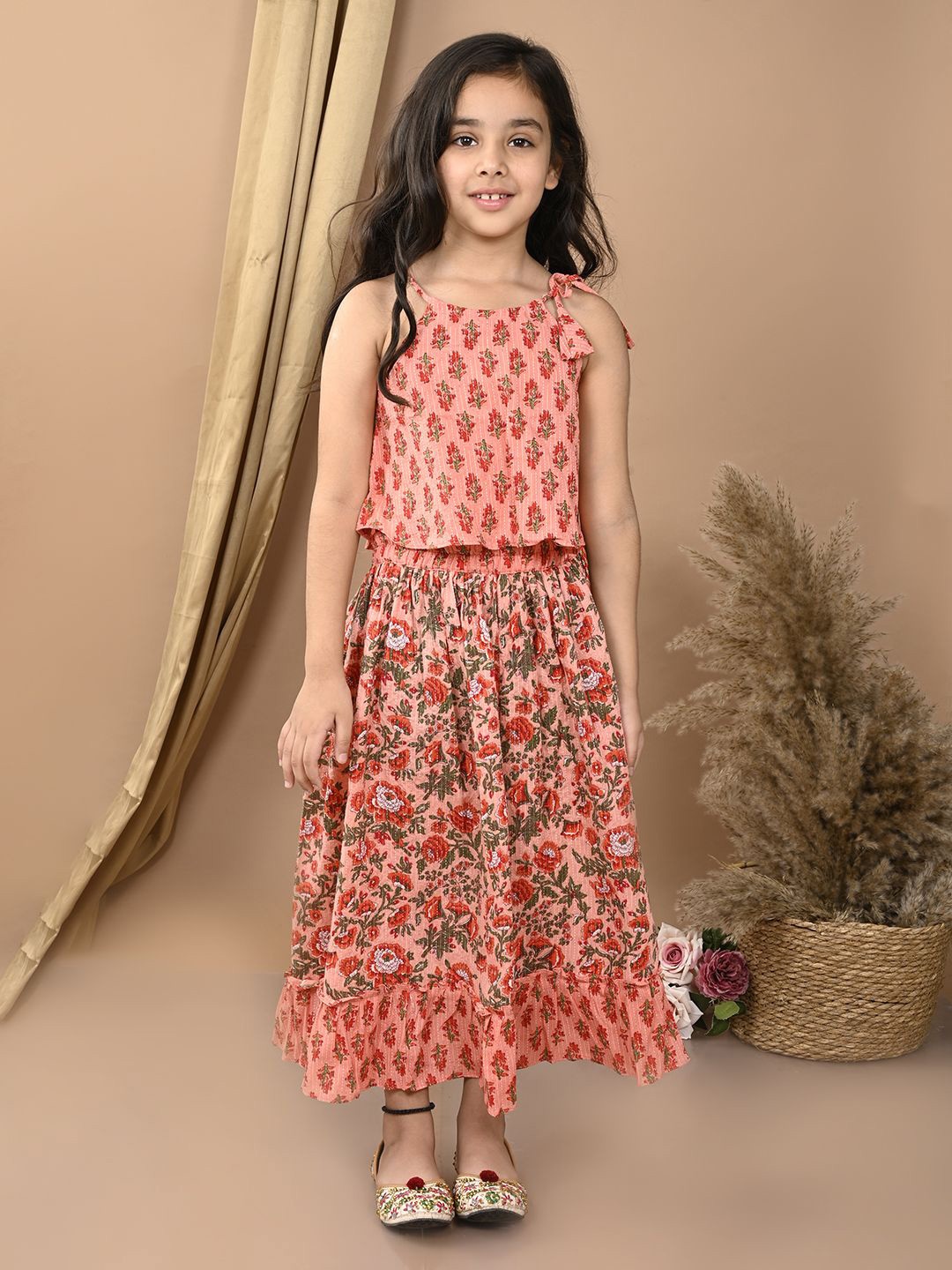 

Here&Now X Kinder Kids Girls Printed Ready to Wear Lehenga &, Peach