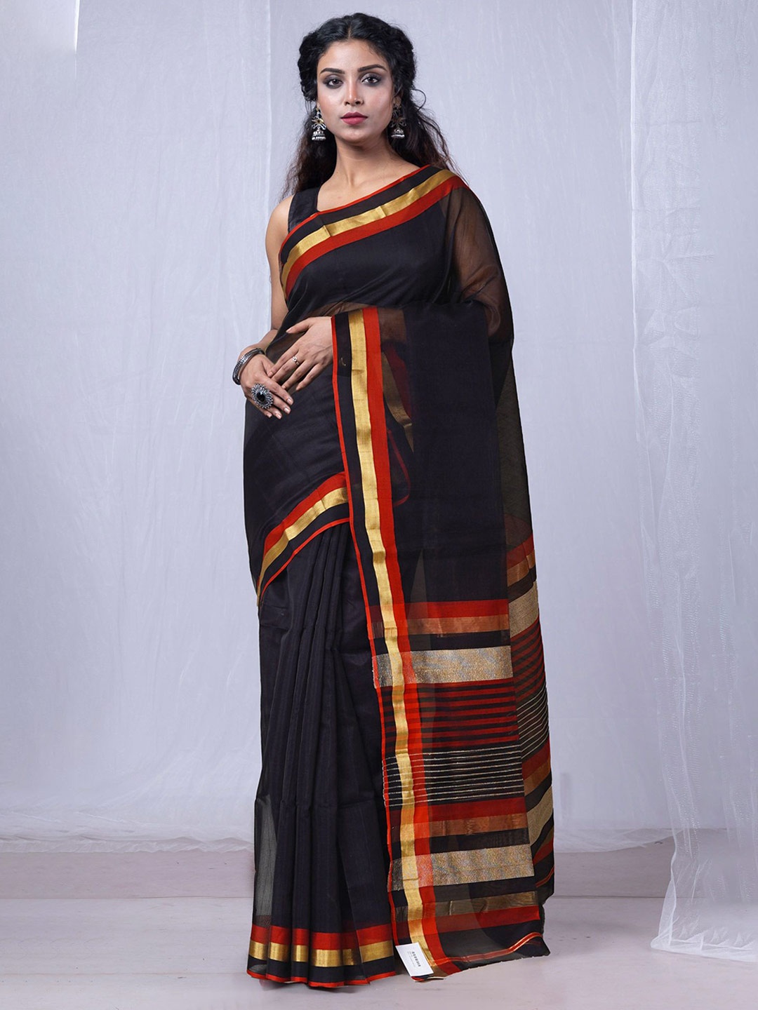 

Unnati Silks Silk Cotton Handloom Maheshwari Saree, Black