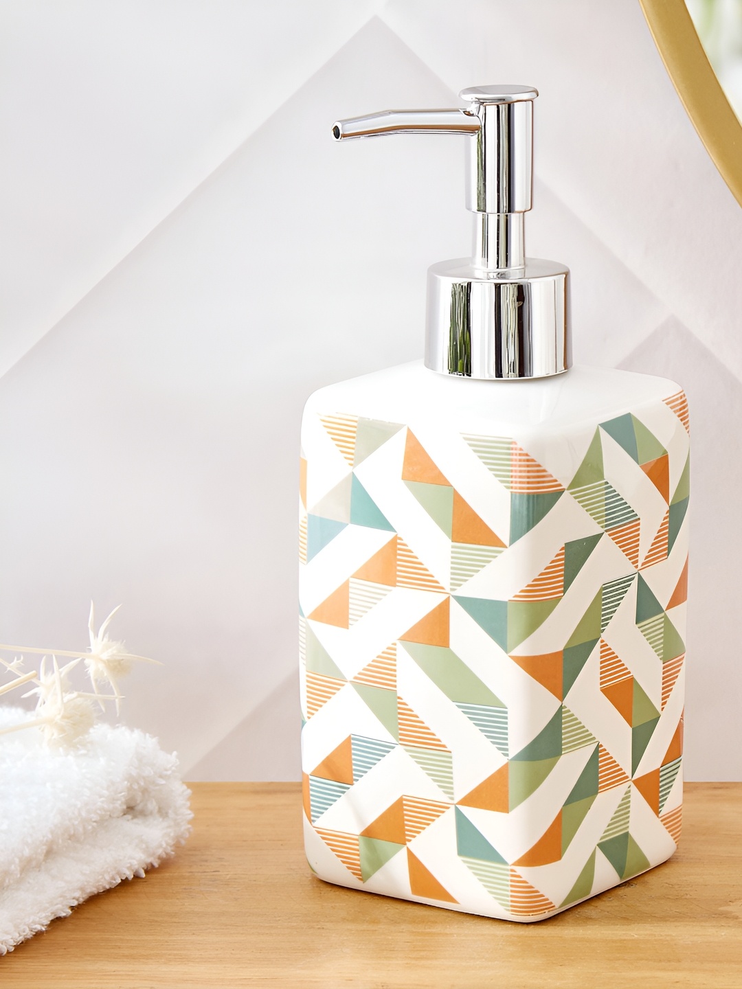 

Home Centre Green & White Geometric Ceramic Soap Dispenser 400ml